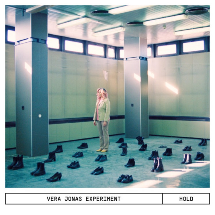 Jónás Vera Experiment - Hold