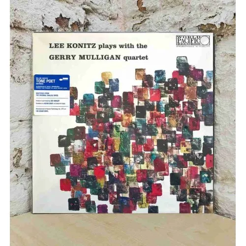 LEE KONITZ PLAYS