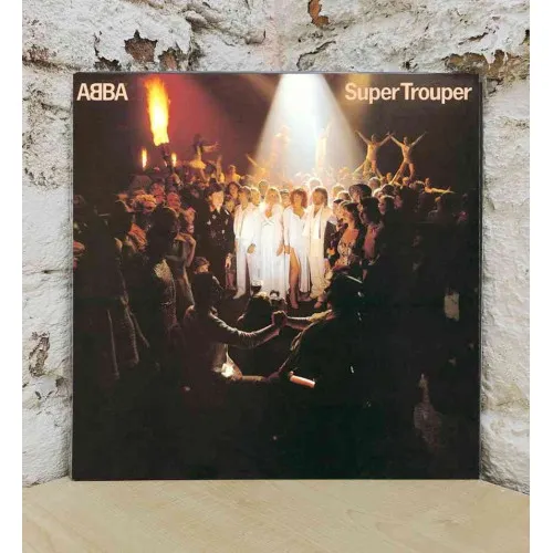 SUPER TROUPER