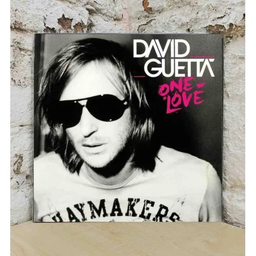 ONE LOVE  (LTD.)