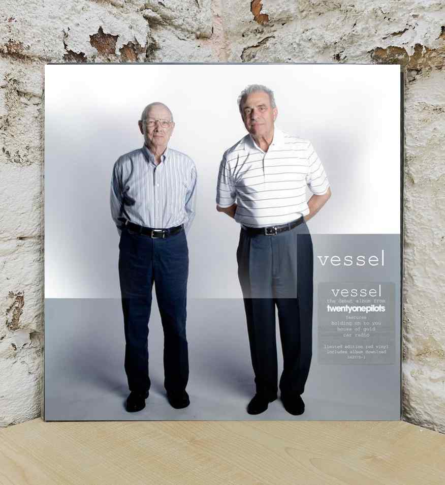 VESSEL