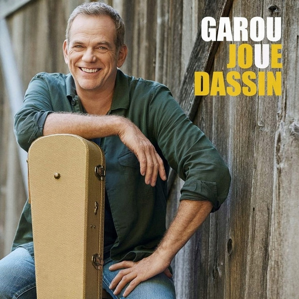 GAROU JOUE DASSIN