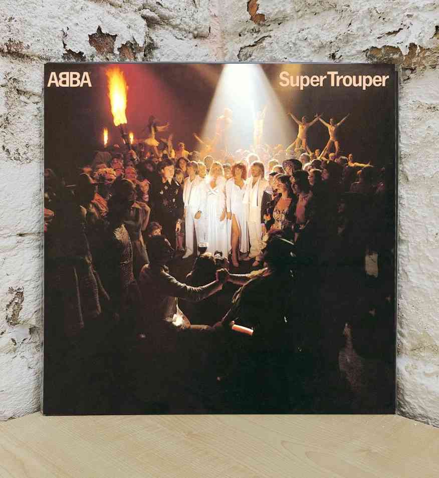 SUPER TROUPER
