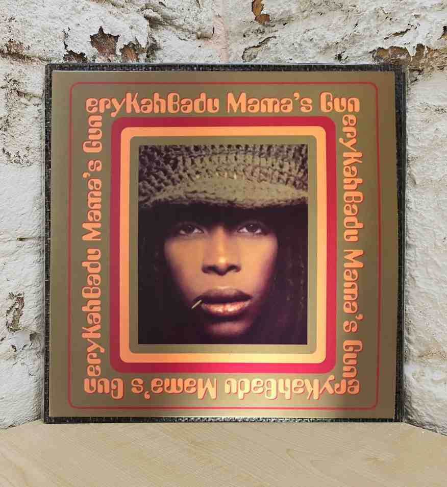 MAMA'S GUN