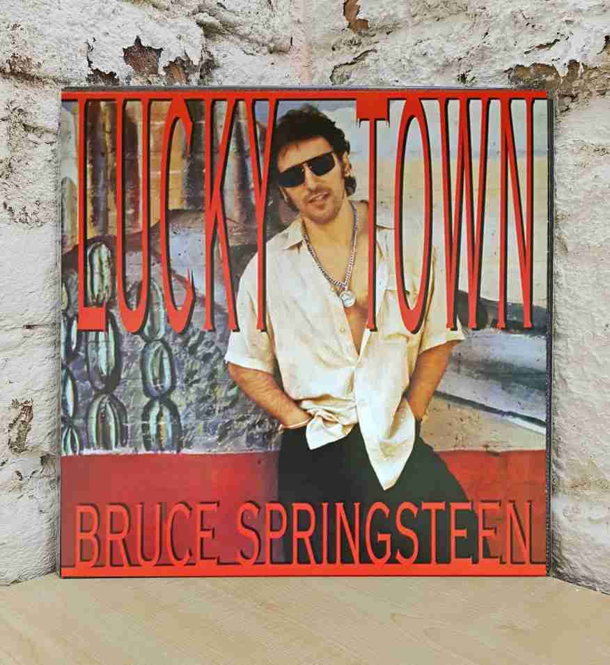 LUCKY TOWN