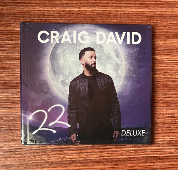 22 -DELUXE-