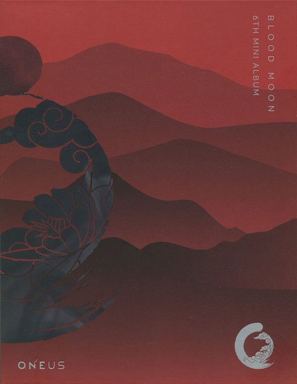 BLOOD MOON -PHOTOBOO-