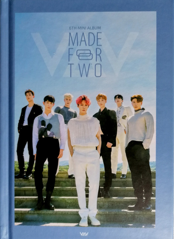 MADE FOR TWO -PHOTOBOO-