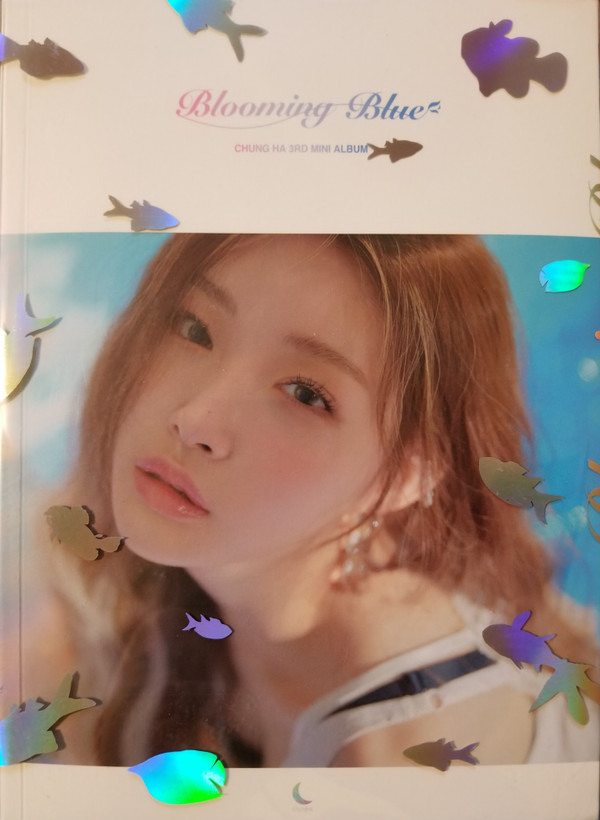 BLOOMING BLUE