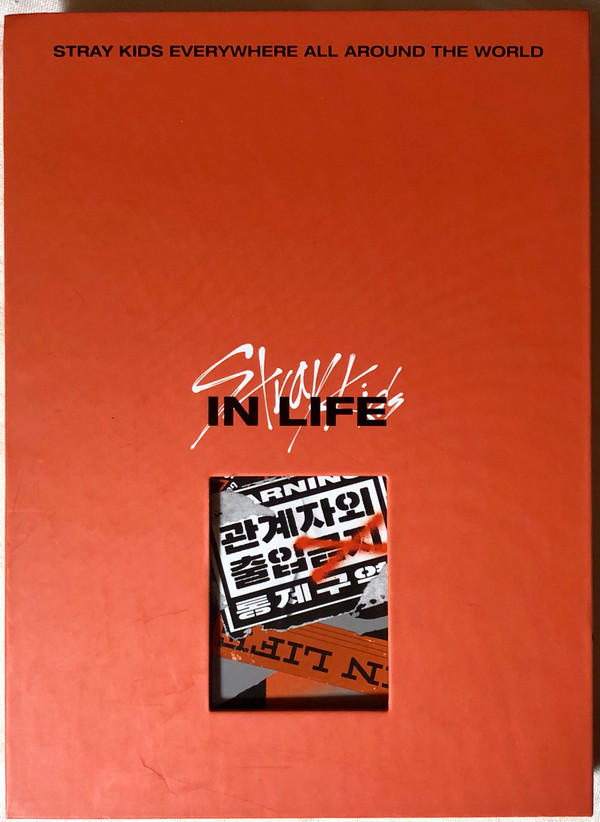 VOL.1.. -PHOTOBOOK-