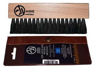 TÖLGYFAMARKOLATÚ ANTISZTATIKUS KECSKESZOR-NYLON TISZTÍTÓKEFE - DELUXE (SZÁRAZ ÉS NEDVES TISZTÍTÁSHOZ) - TÖLGY