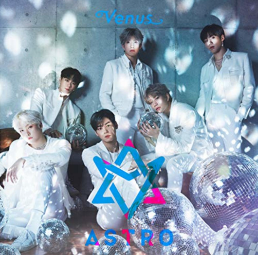 VENUS -LTD/CD+BOOK-