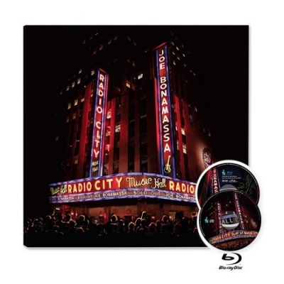 LIVE AT RADIO CITY MUSIC CD+Blu-Ray