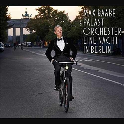 EINE NACHT IN BERLIN
