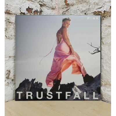 Trustfall -Coloured-Hot Pink / 8pg. Lp-Booklet / Printed Inner Sleeve